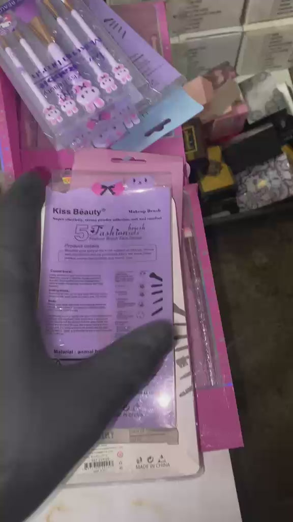 Box brochas  (sin derecho a devolución incluye productos dañados)